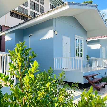 บ้านพักดีมีทรัพย์ Baan Pakdee Meesub Uthai Thani Exterior foto
